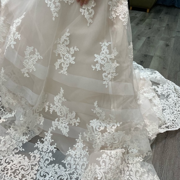 Mori Lee Kimberley strapless wedding gown. - Picture 3 of 6